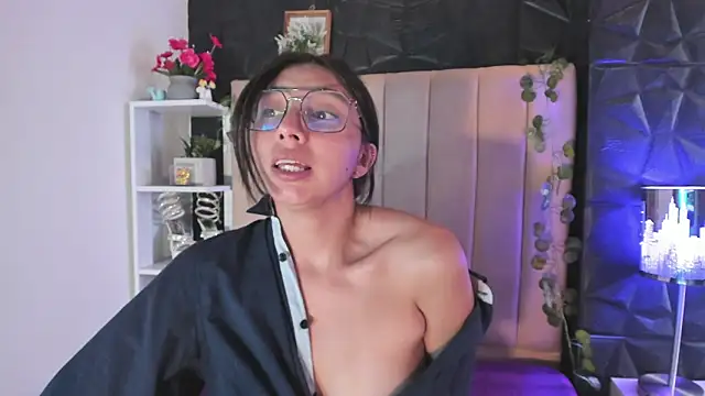 kendall saenz online show from 02/23/26, 07:44