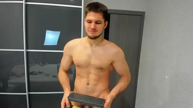 Snapshot of Alex_Brown_ chatting on 02/03/25, 02:55 Alex Brown online show from 02/03/25, 02:55