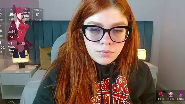 lucie nicolls online show from 01/18/25, 01:29