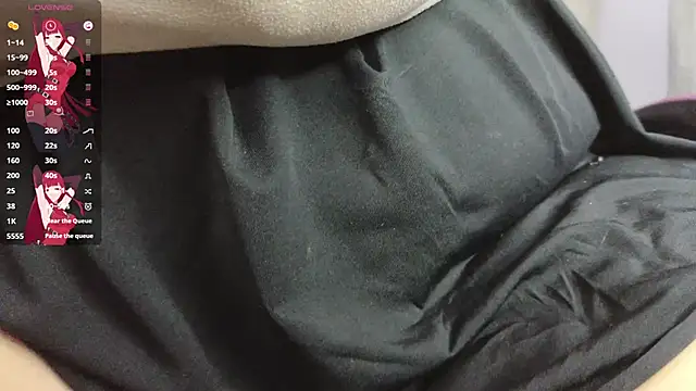 lucie nicolls online show from 02/24/25, 06:27