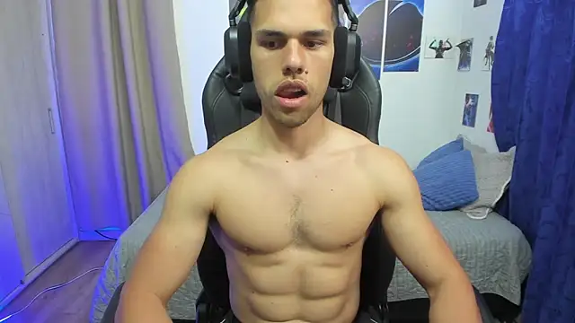 Snapshot of JacobKirito chatting on 12/22/24, 04:50 JacobKirito online show from 12/22/24, 04:50