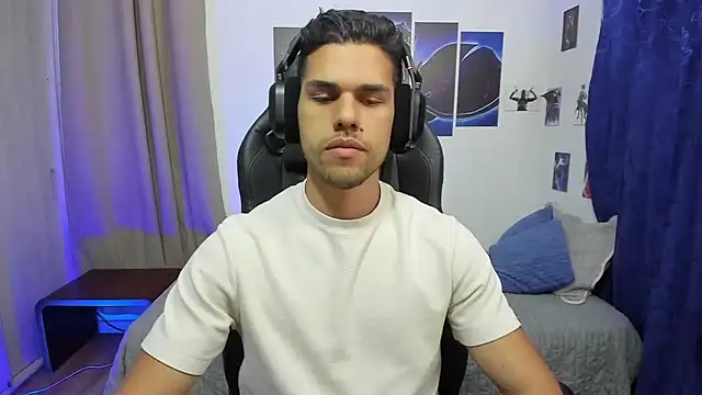 Snapshot of JacobKirito chatting on 12/29/24, 03:00 JacobKirito online show from 12/29/24, 03:00