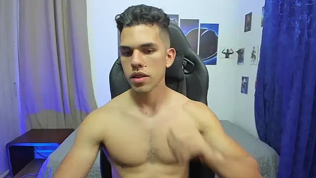 Snapshot of JacobKirito chatting on 01/01/25, 02:41 JacobKirito online show from 01/01/25, 02:41