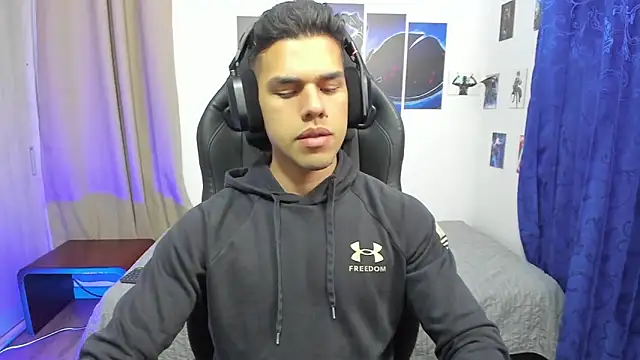 Snapshot of JacobKirito chatting on 01/02/25, 04:09 JacobKirito online show from 01/02/25, 04:09