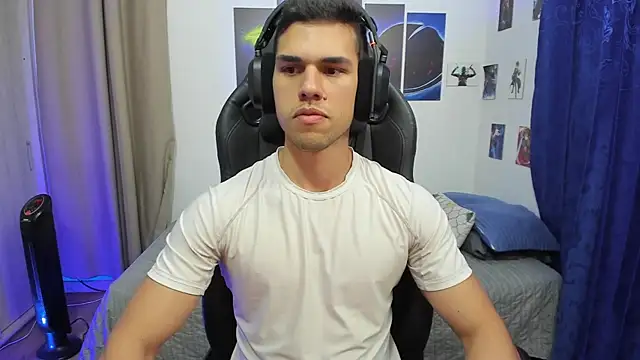 Snapshot of JacobKirito chatting on 03/20/25, 02:40 JacobKirito online show from 03/20/25, 02:40