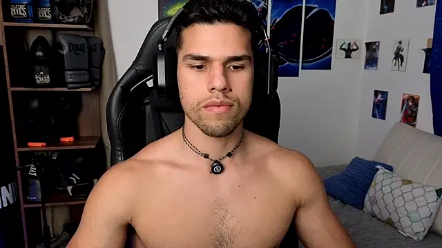 Snapshot of JacobKirito chatting on 11/14/25, 02:43 JacobKirito online show from 11/14/25, 02:43