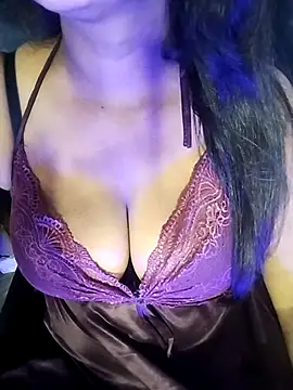 Snapshot of loveli_diya chatting on 03/17/25, 02:12 loveli diya online show from 03/17/25, 02:12