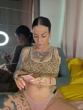 EmilyDiazofficial online show from 07/03/26, 06:53