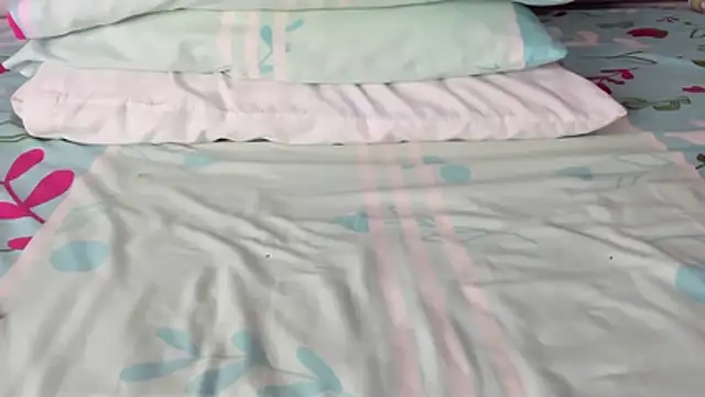 maybelline69 online show from 12/16/25, 12:15