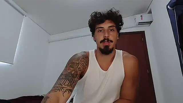 milkoffe online show from 02/10/26, 02:32