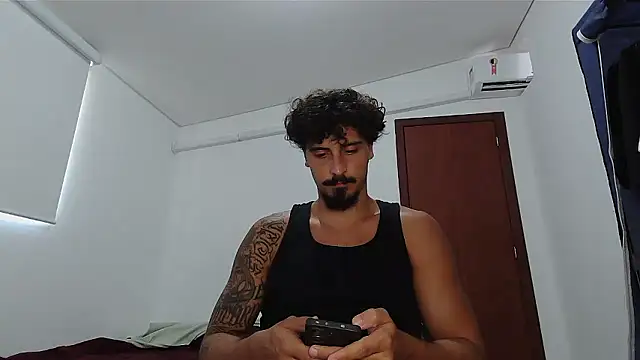 milkoffe online show from 02/13/26, 02:02