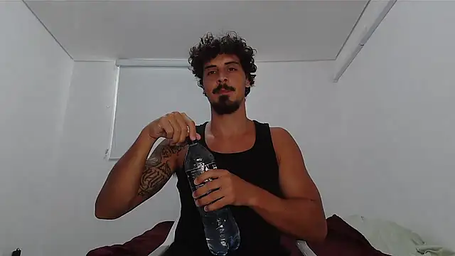 milkoffe online show from 02/22/26, 02:04