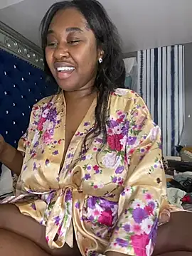 Snapshot of juicesowet chatting on 01/19/25, 11:21 juicesowet online show from 01/19/25, 11:21