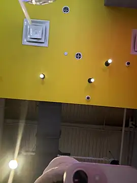 Snapshot of juicesowet chatting on 03/12/25, 12:10 juicesowet online show from 03/12/25, 12:10