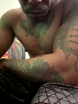 MidnightFlexxx online show from 10/22/25, 05:19