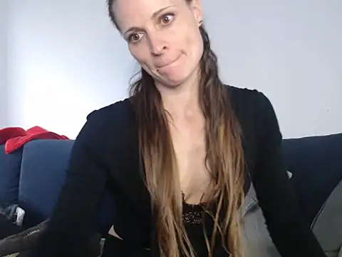 naikah714 online show from 02/18/25, 02:06