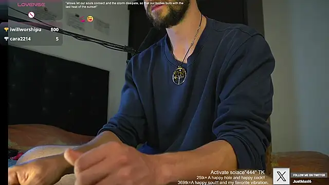 Snapshot of just_maxii chatting on 02/19/25, 02:23 just maxii online show from 02/19/25, 02:23