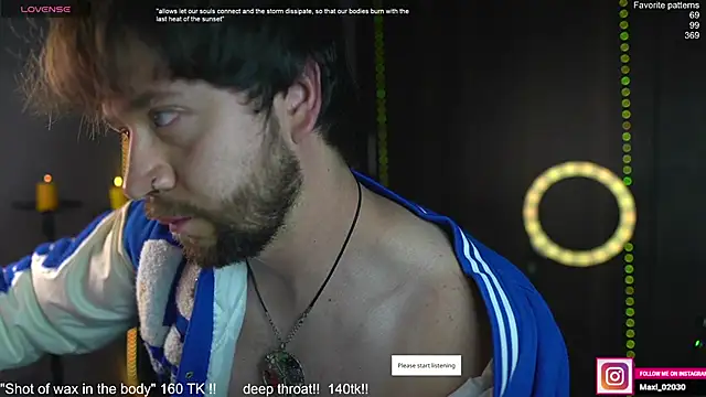 Snapshot of just_maxii chatting on 09/25/25, 12:25 just maxii online show from 09/25/25, 12:25