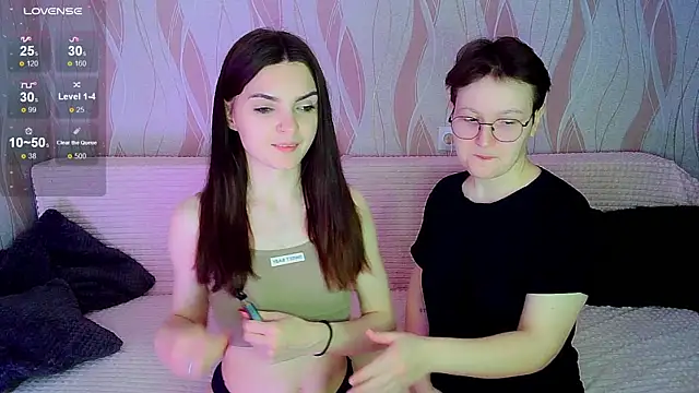  crazy baby  online show from 11/15/25, 08:38