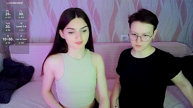  crazy baby  online show from 11/25/25, 07:14