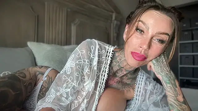 Snapshot of KadaLove69 chatting on 03/23/26, 10:25 KadaLove69 online show from 03/23/26, 10:25