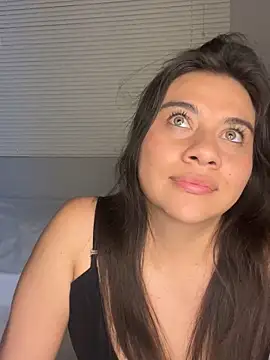 Snapshot of Nina-Eros1 chatting on 03/02/25, 03:45 Nina-Eros1 online show from 03/02/25, 03:45