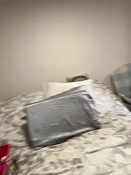 Snapshot of blissful_vixen chatting on 01/08/25, 02:03 blissful vixen online show from 01/08/25, 02:03