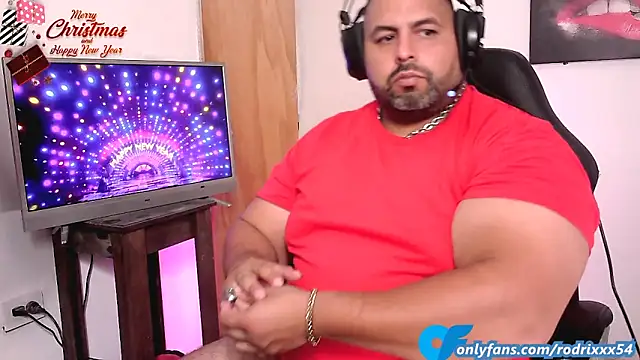 rodrix54 online show from 12/30/24, 10:34