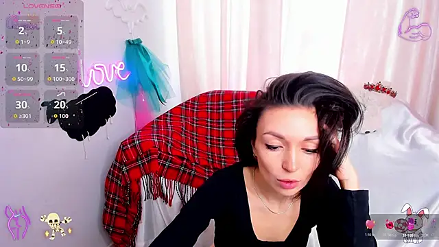 jessica tiny online show from 04/07/26, 02:34