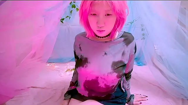 Akemilun online show from 11/05/25, 04:18