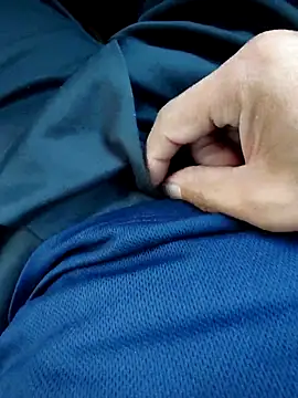 Snapshot of mjiyk1130 chatting on 03/05/25, 08:10 mjiyk1130 online show from 03/05/25, 08:10