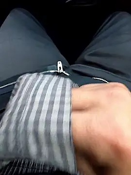 Snapshot of mjiyk1130 chatting on 02/13/26, 08:21 mjiyk1130 online show from 02/13/26, 08:21