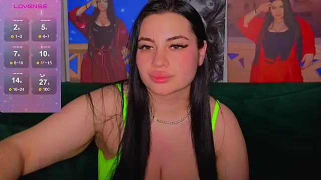 Snapshot of Nikki_Kardashian chatting on 12/23/24, 10:55 Nikki Kardashian online show from 12/23/24, 10:55