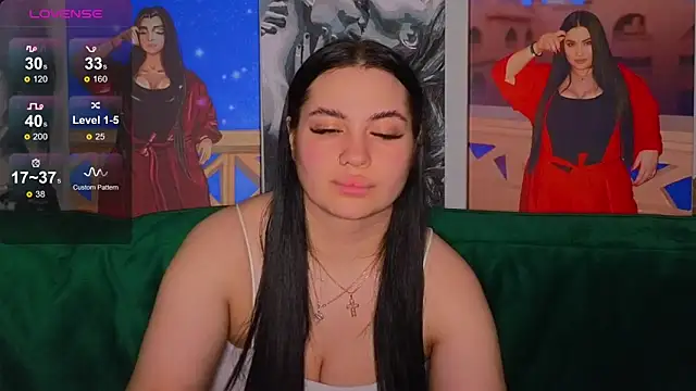 Snapshot of Nikki_Kardashian chatting on 01/08/25, 10:16 Nikki Kardashian online show from 01/08/25, 10:16