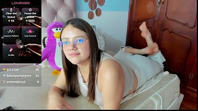 Snapshot of _Sarahh_0 chatting on 01/09/25, 04:49  Sarahh 0 online show from 01/09/25, 04:49