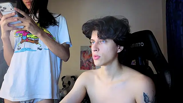 angelitofemboy online show from 12/01/25, 11:10