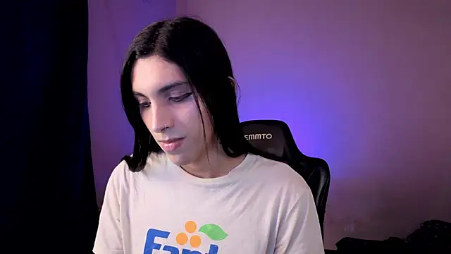 Snapshot of angelitofemboy chatting on 05/30/26, 10:12 angelitofemboy online show from 05/30/26, 10:12