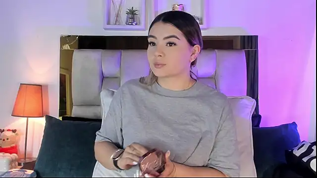 emmy r online show from 02/07/26, 12:09