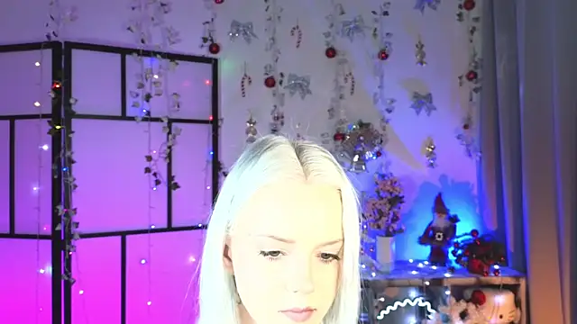 Snapshot of ImBonBon chatting on 03/02/25, 12:09 ImBonBon online show from 03/02/25, 12:09