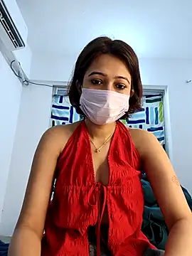 Snapshot of Angel_rani2 chatting on 10/28/25, 02:42 Angel rani2 online show from 10/28/25, 02:42