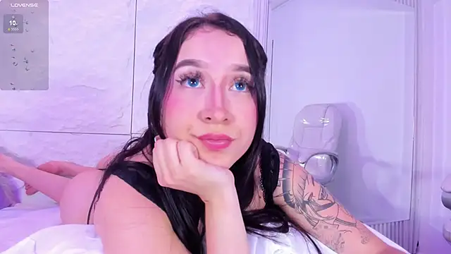 Snapshot of EriKlein chatting on 03/19/25, 10:53 EriKlein online show from 03/19/25, 10:53