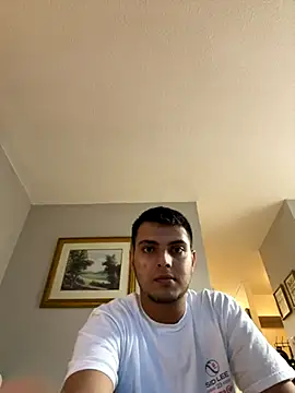 Snapshot of Cutekillerhunk chatting on 10/23/25, 09:02 Cutekillerhunk online show from 10/23/25, 09:02