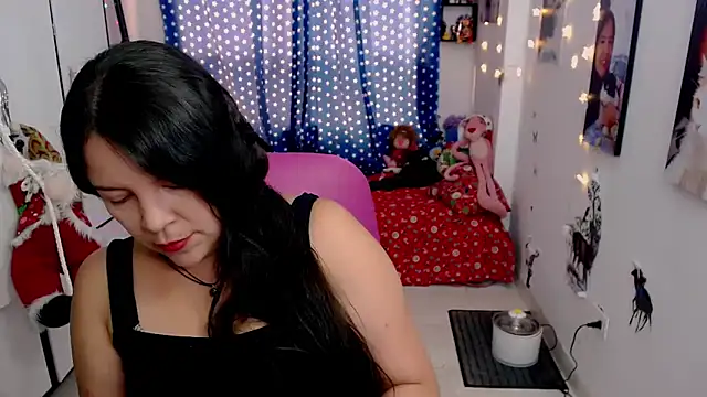 claryssa  online show from 12/12/24, 08:21