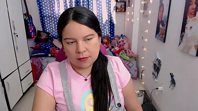 claryssa  online show from 01/17/25, 08:44