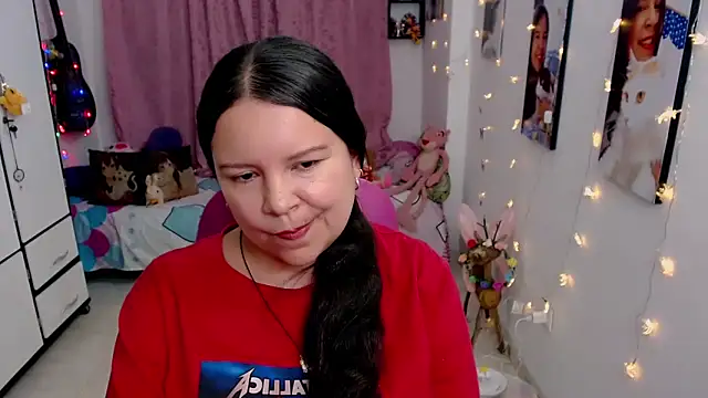 claryssa  online show from 05/09/26, 06:18