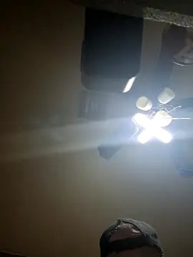 Hugebwc102 online show from 12/23/25, 08:56