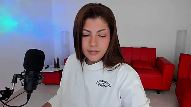 Luci Amore online show from 03/18/26, 01:53