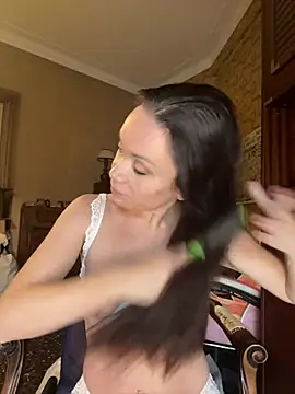 Snapshot of SweetLera chatting on 12/25/24, 07:14 SweetLera online show from 12/25/24, 07:14