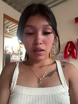 Snapshot of emily_rosse04 chatting on 12/17/24, 08:43 emily rosse04 online show from 12/17/24, 08:43