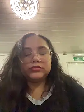 CurlyGirl 1 online show from 11/14/25, 10:07